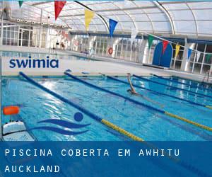 Piscina coberta em Awhitu (Auckland)