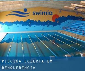 Piscina coberta em Benquerencia