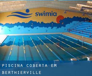 Piscina coberta em Berthierville