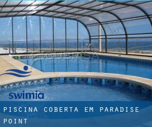 Piscina coberta em Paradise Point