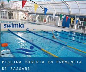 Piscina coberta em Provincia di Sassari