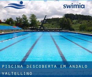 Piscina descoberta em Andalo Valtellino