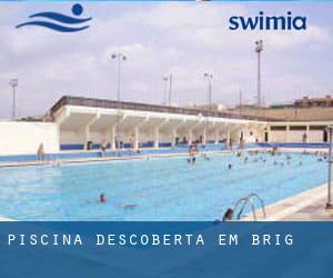 Piscina descoberta em Brig