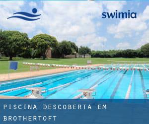 Piscina descoberta em Brothertoft