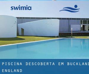 Piscina descoberta em Buckland (England)