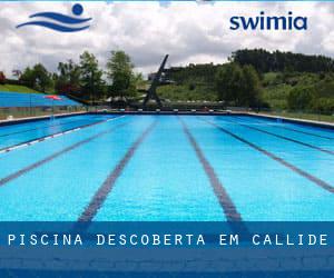 Piscina descoberta em Callide