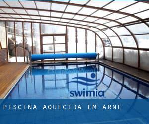 Piscina aquecida em Arne