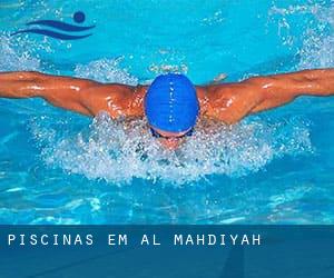 Piscinas em Al Mahdīyah