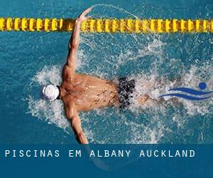 Piscinas em Albany (Auckland)