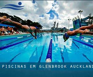 Piscinas em Glenbrook (Auckland)