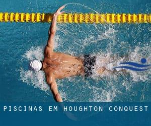 Piscinas em Houghton Conquest