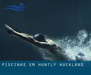 Piscinas em Huntly (Auckland)