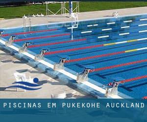 Piscinas em Pukekohe (Auckland)